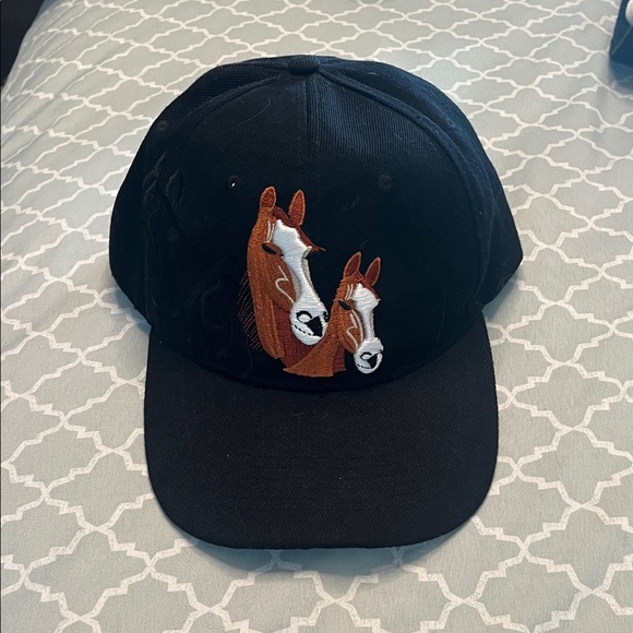 Vintage Horse Embroidered Baseball Cap w/Horse Design. Horse Shadow on right. - Picture 1 of 10